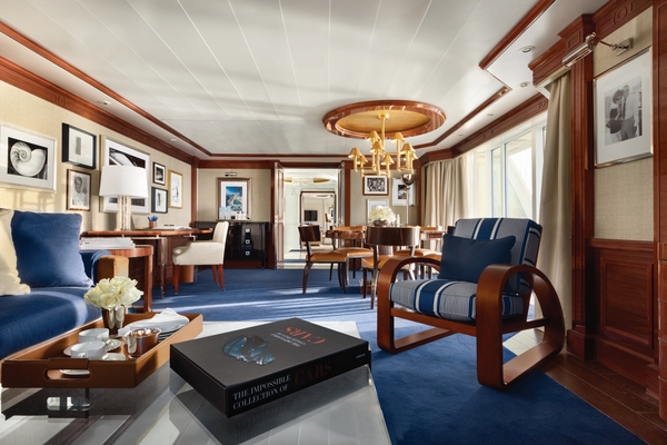 Oceania Marina - Owners Suite 14.jpg